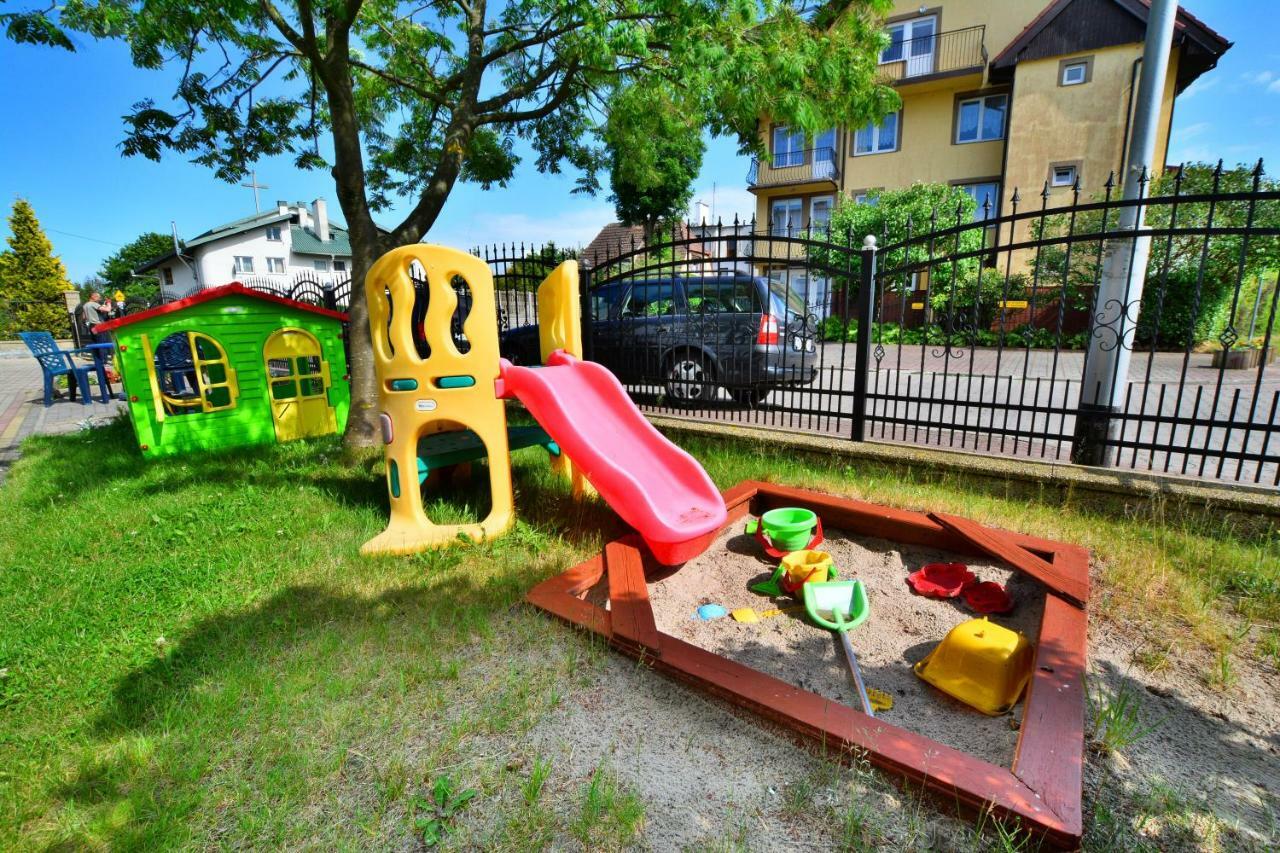 Czarmorza Pokoje Goscinne Mielno  Exterior foto